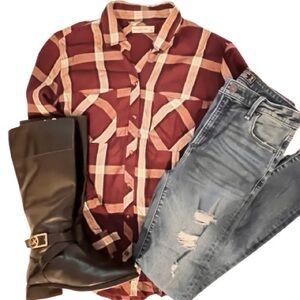 Abercrombie & Fitch Women's Plaid
Button Down Shirt